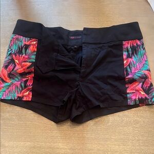 Women's Black and Multicolor Floral Shorts Sofia Vergara